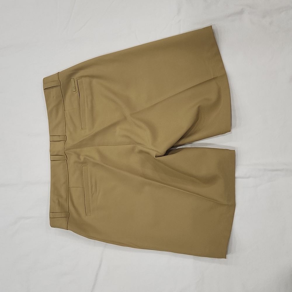 ๐๏ธ Adidas 7 in Shorts - Picture 3 of 9